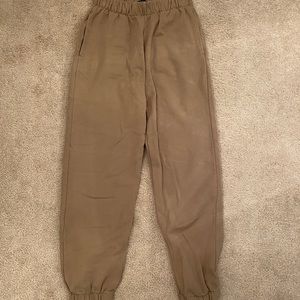 Brandy Melville Rosa Sweatpants